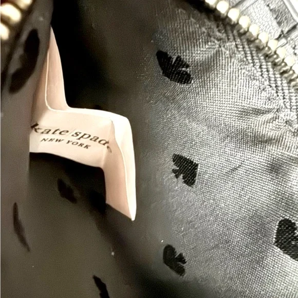 Kate Spade - EUC Black Pebbled Leather & White Trim Snap Wallet - 6.75” x 3.5” - Picture 3 of 9